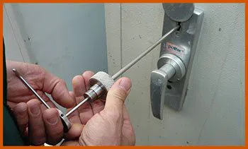 Canton MI Locksmith Store Canton, MI 734-796-7020 - 5-lock-opening